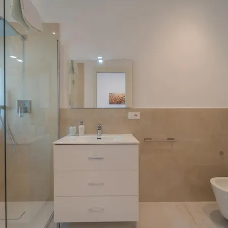 Apartment Brorent Loft Padova 22